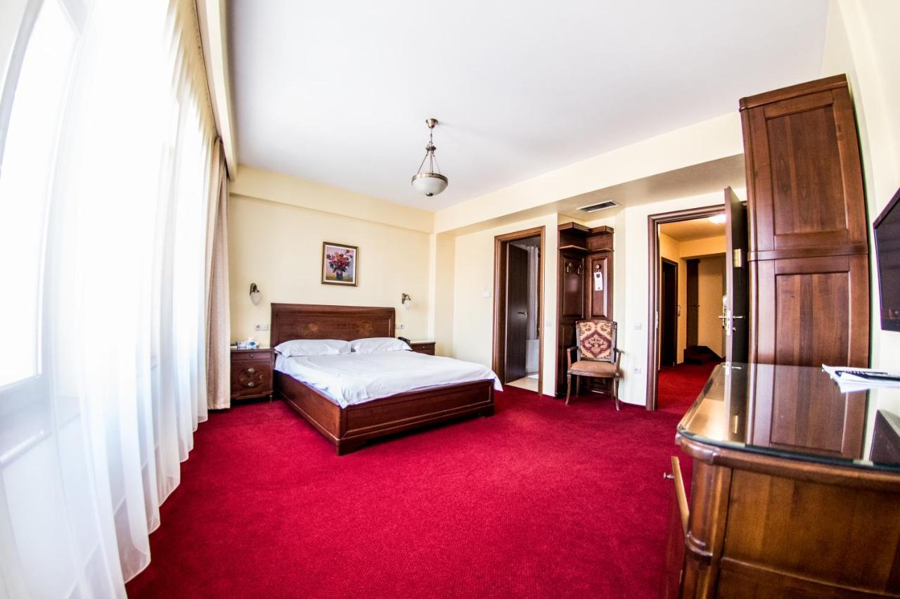 The Elite - Oradea'S Legendary Hotel Eksteriør billede