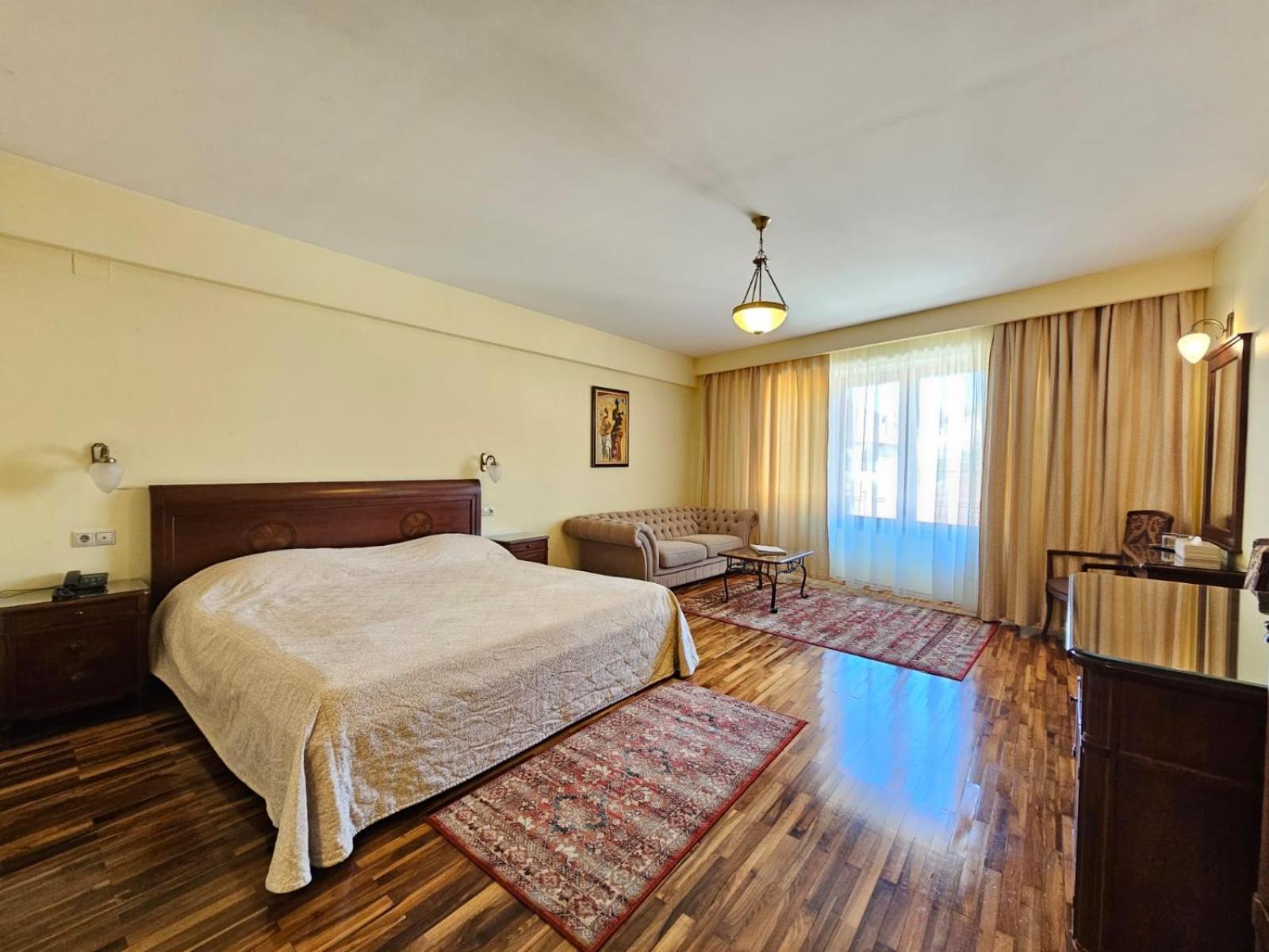 The Elite - Oradea'S Legendary Hotel Eksteriør billede