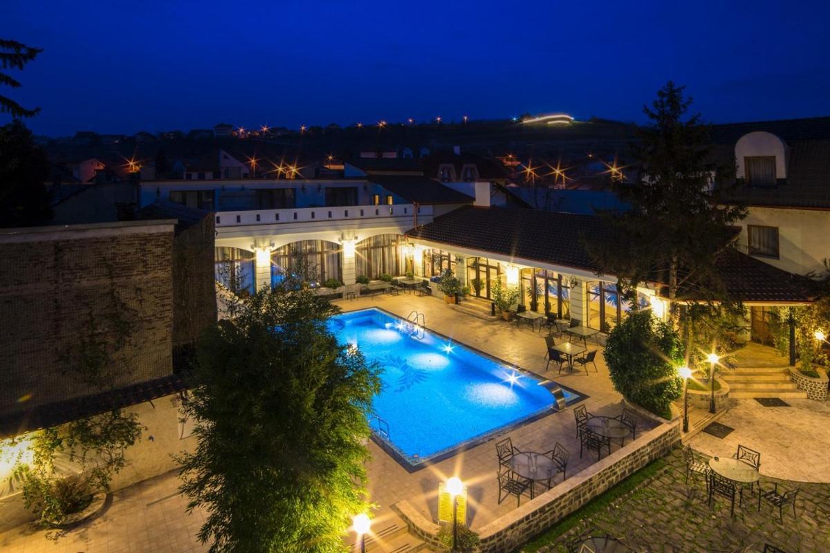 The Elite - Oradea'S Legendary Hotel Eksteriør billede